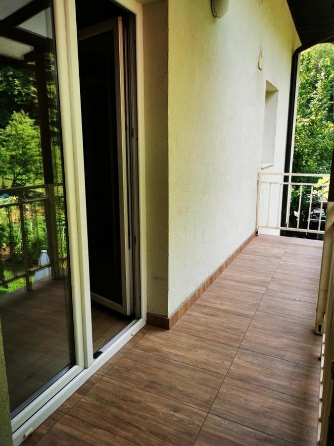 Apartmant Sandra - Big Terace And Free Parking Leilighet Karlovac Eksteriør bilde