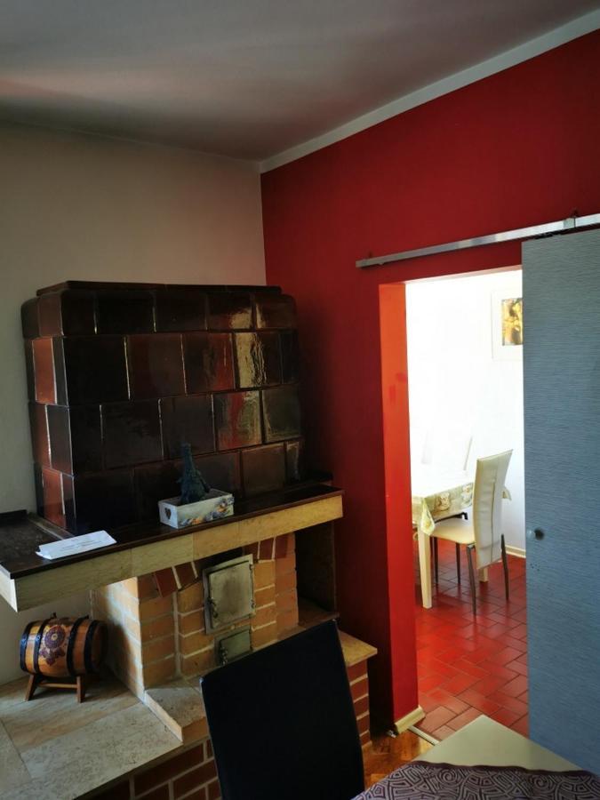 Apartmant Sandra - Big Terace And Free Parking Leilighet Karlovac Eksteriør bilde